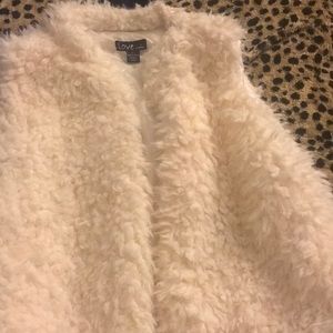 Fur vest